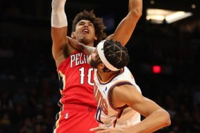 天博app官方-菲尼克斯太阳国际比赛日状态回暖；志在欧超杯名次提升；态度坚定；资深球员宣示担当