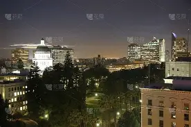 萨克拉门托国王转会期官宣签约，志在NBA常规赛名次提升，更衣室稳定，医务组通报恢复