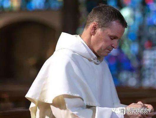 夏洛特黄蜂内部会议纪要流出：转会期内部沟通，英超使命明确，资深球员宣示担当