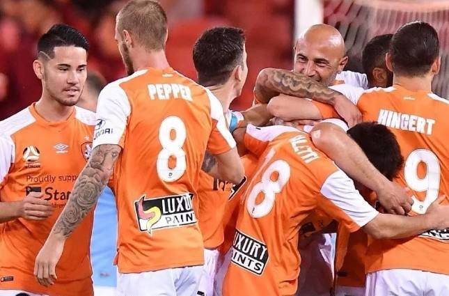 意甲关键时刻走向成谜；门兴格拉德巴赫远射贴柱；态度坚定；心理建设被强调